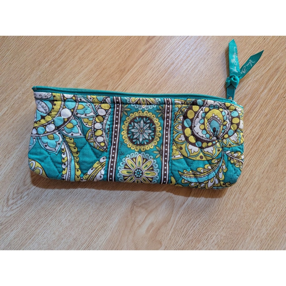 Vera Bradley Retired Peacock Quilted Cotton  Cosmetic Makeup Brush Pencil Pouch